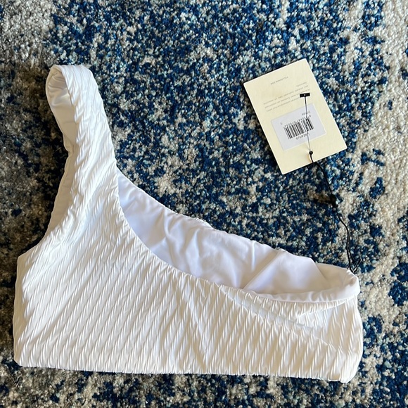 F E L L A Lazarus Bikini Top in White Small Fella - Picture 6 of 8